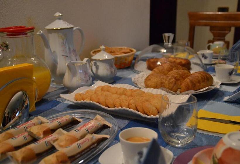 צימר Le 3 Camelie Malpensa