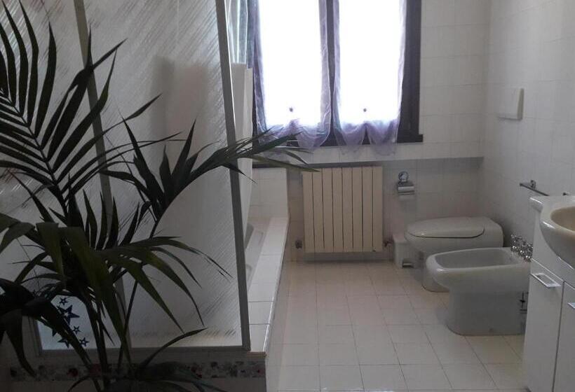 צימר Le 3 Camelie Malpensa