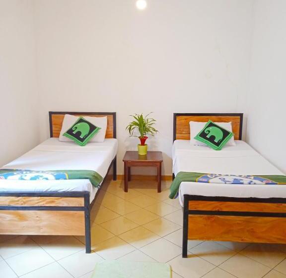 Bed and Breakfast Singithi Villa