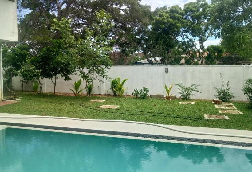 Bed and Breakfast The Bungalow Hambantota