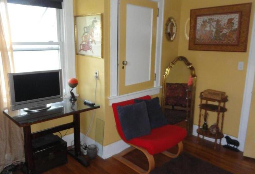 住宿加早餐 The Red Rooster