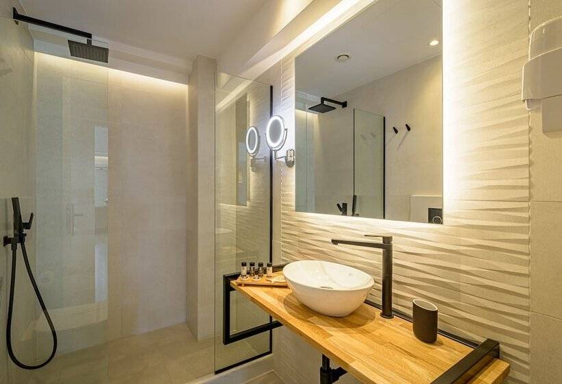 Bed and Breakfast Ikio Concept Santorini