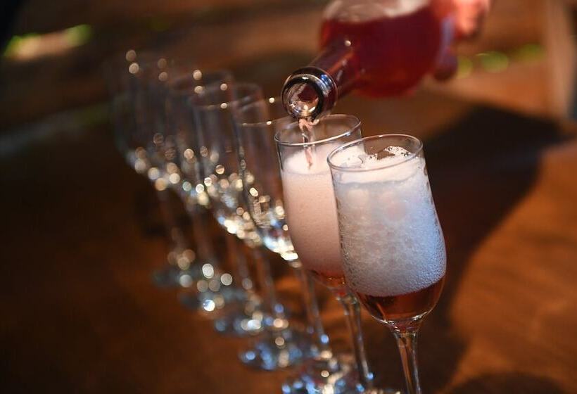 Chateau Ateni Cottages