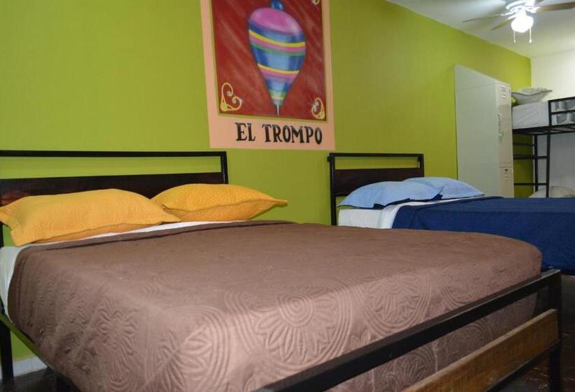 De Los Reyes Hostal