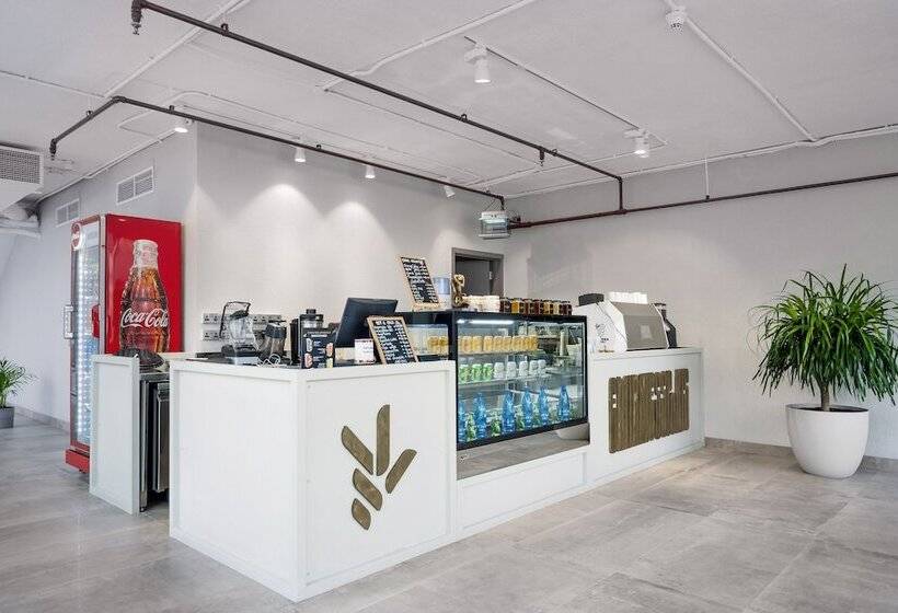 Emirates Sports Hotel Apartments