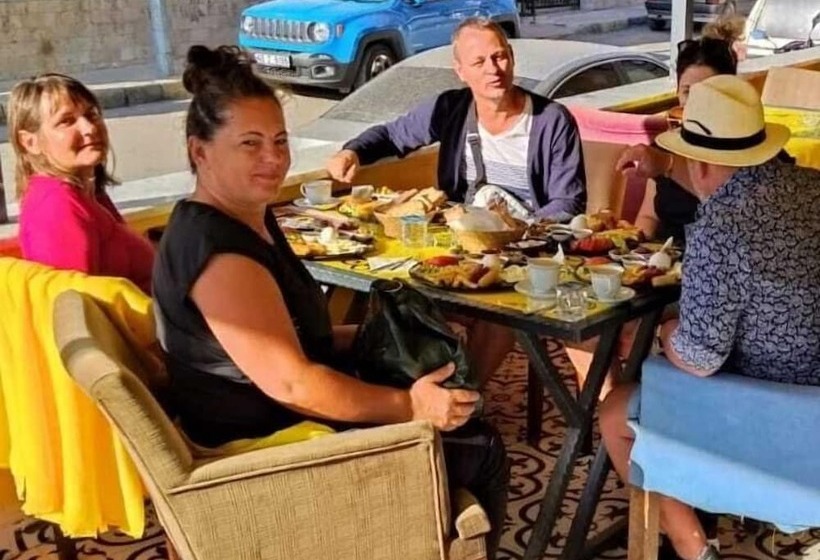 çeti̇n Rezi̇dans Otel