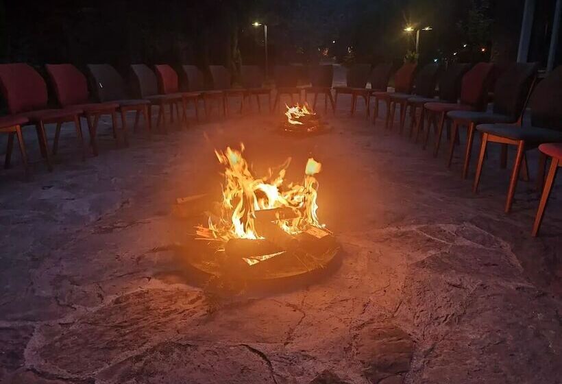 Feel & Live Hotel Villas Restaurant