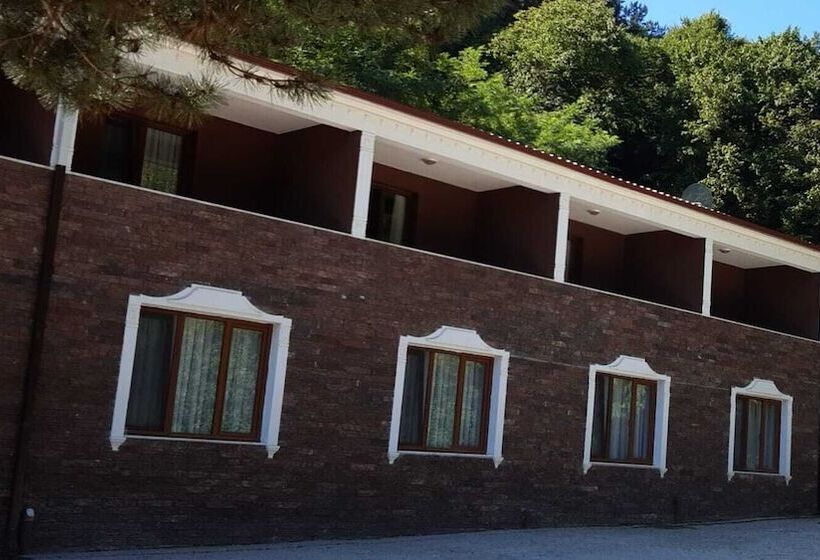 Feel & Live Hotel Villas Restaurant