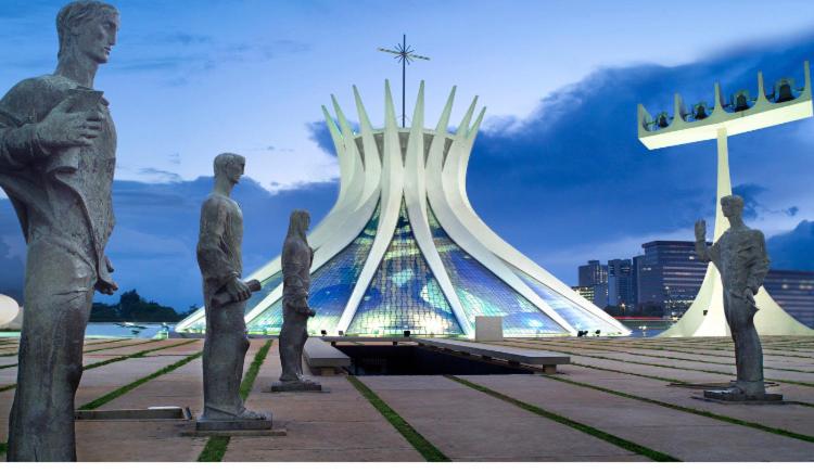 Flat Na Beira Do Lago 5min Da Esplanada Dos Ministérios