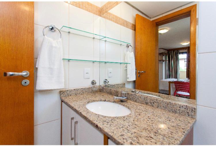 Flat Na Beira Do Lago 5min Da Esplanada Dos Ministérios