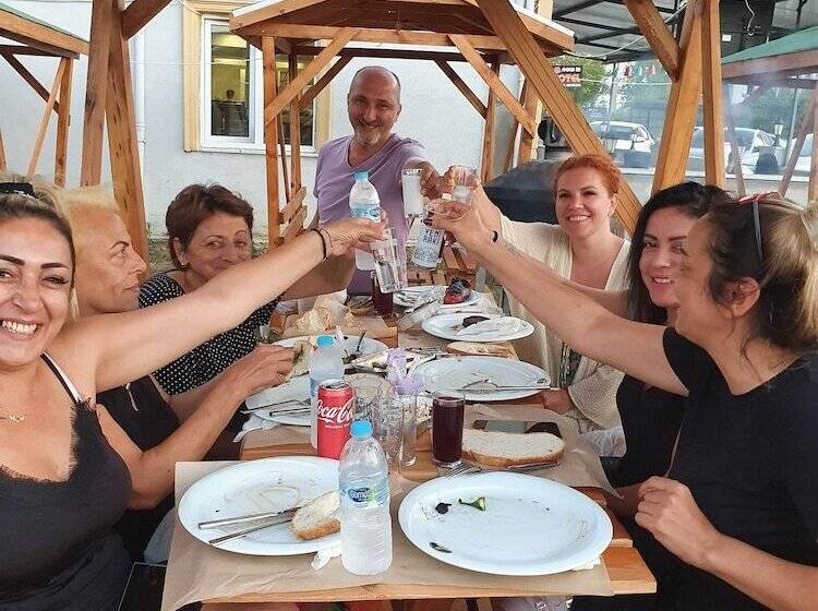 Gold İn