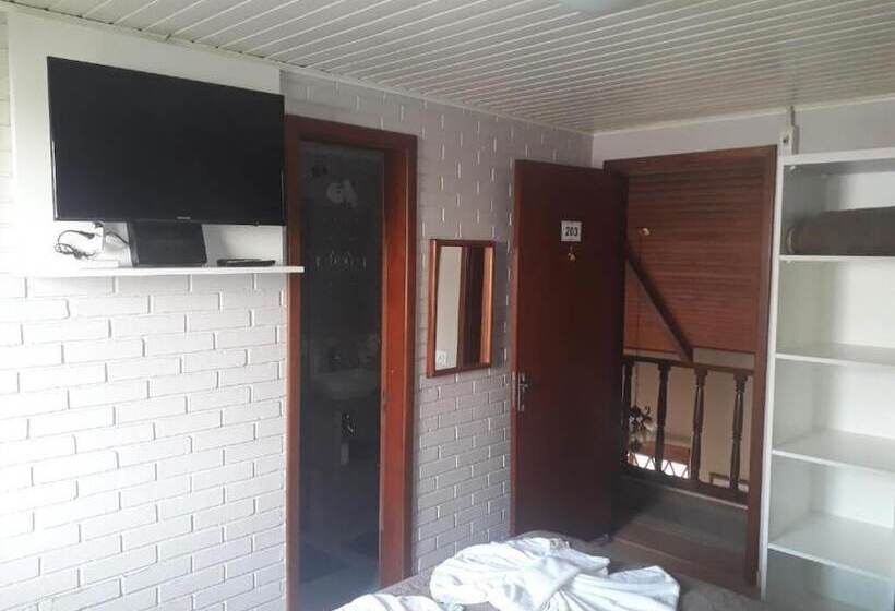 Хостел Pousada Dos Pássaros