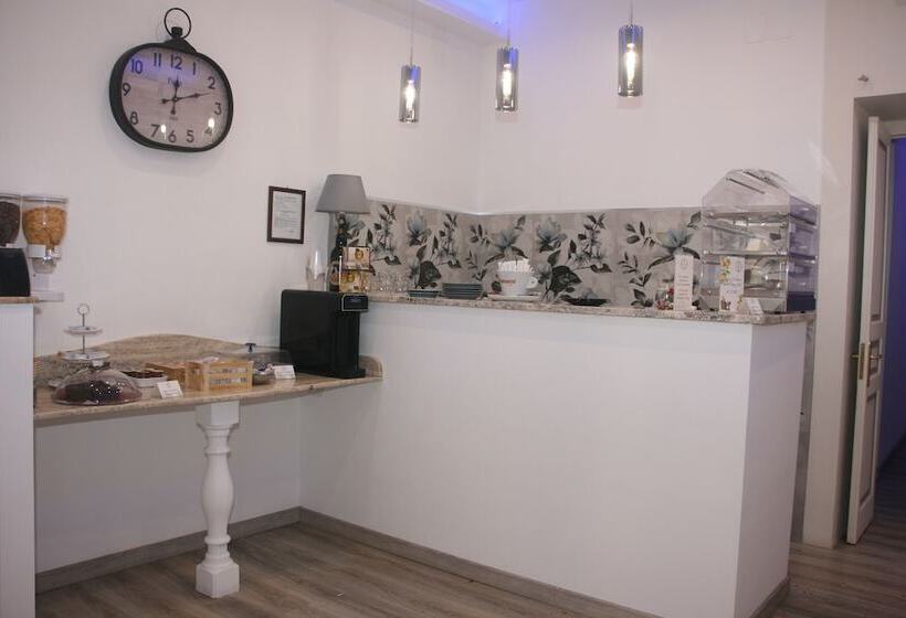 فندق فئة نجمة واحدة Messina 41