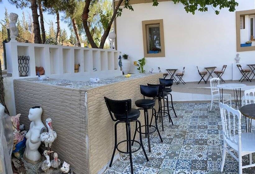 فندق فئة نجمة واحدة Villa Lara Tatil Evleri