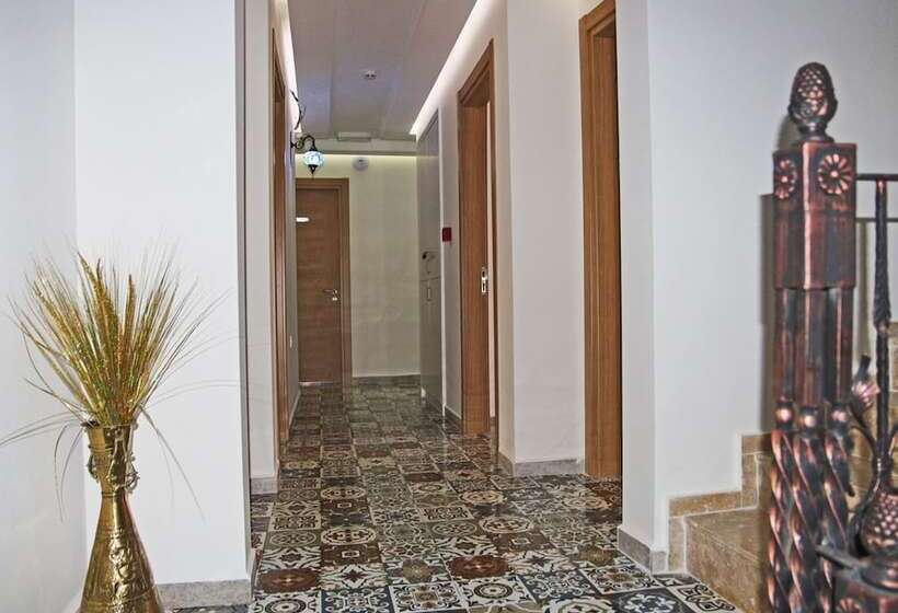 فندق فئة نجمة واحدة Villa Lara Tatil Evleri