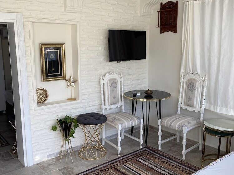 فندق فئة نجمة واحدة Villa Lara Tatil Evleri