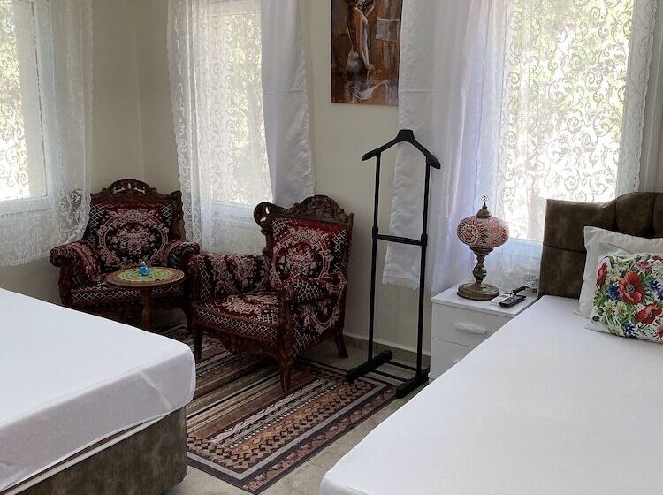 فندق فئة نجمة واحدة Villa Lara Tatil Evleri