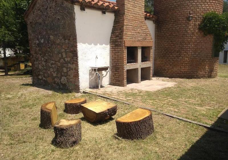 Hosteria Y Cabañas Los Mimbres