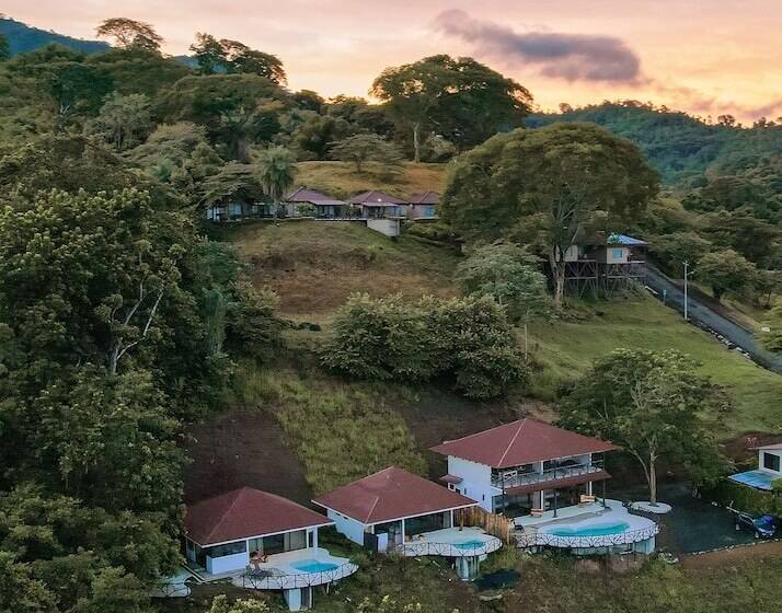 فندق Akua Ocean View Suites