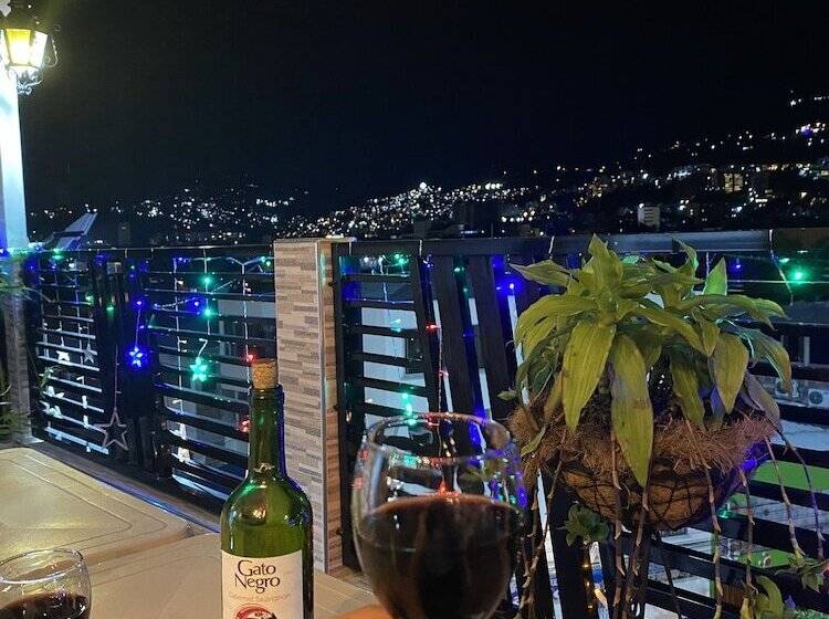 酒店 Alameda Plaza