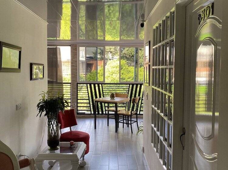 酒店 Alameda Plaza