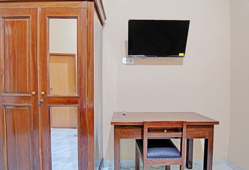 هتل Alfatar Homestay Syariah By Oyo