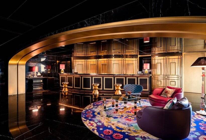 Hotel Art Paradiso, Paradise City