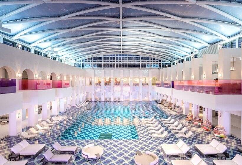 Hotel Art Paradiso, Paradise City