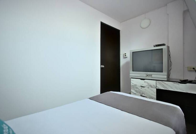 Отель Ayenda Casa Miranda Airport