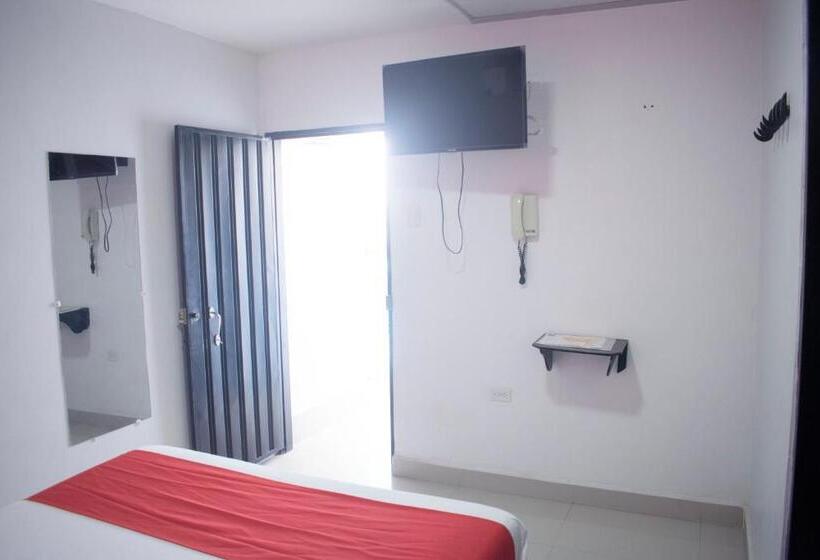 Отель Baranoa Plaza