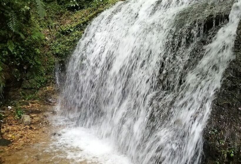 בית מלון כפרי Boutique La Gloria