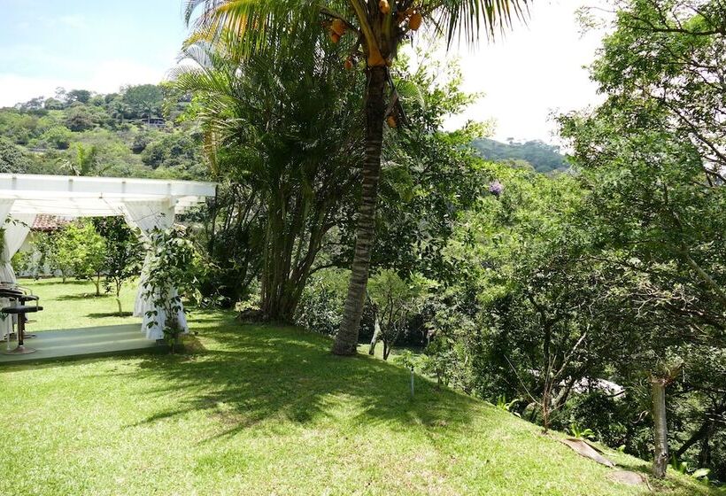 ホテル Bungalows Sanlaz