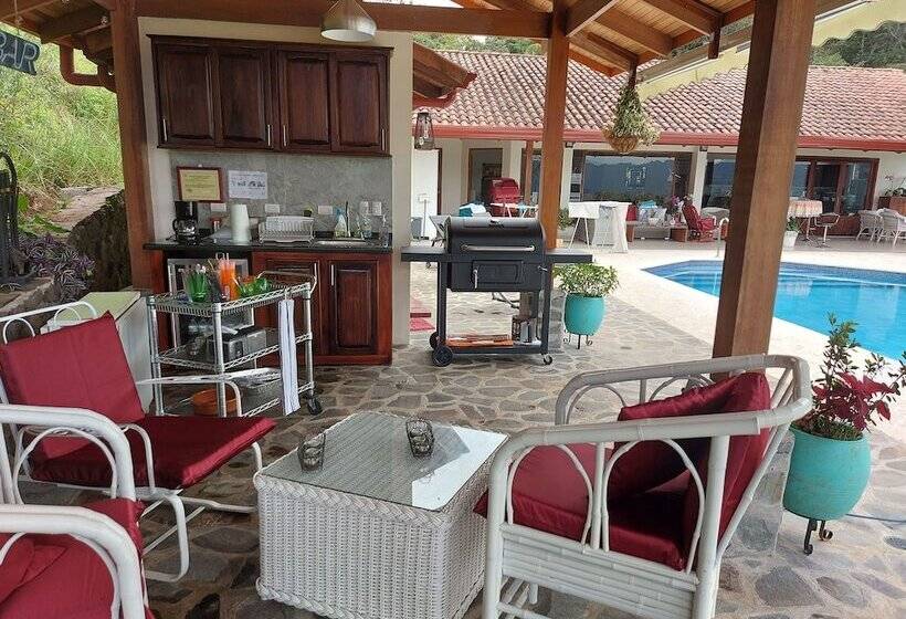 ホテル Bungalows Sanlaz