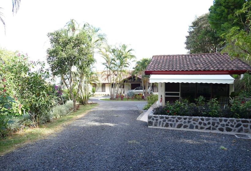 ホテル Bungalows Sanlaz