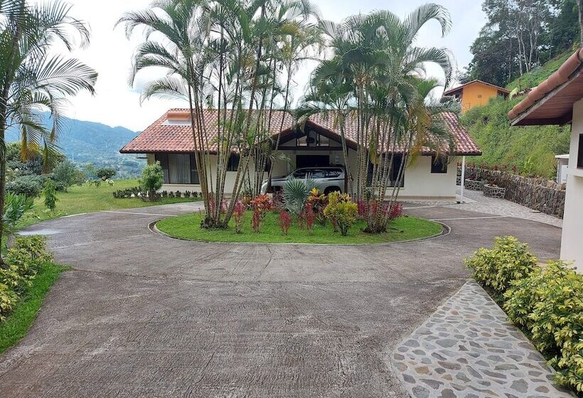 ホテル Bungalows Sanlaz