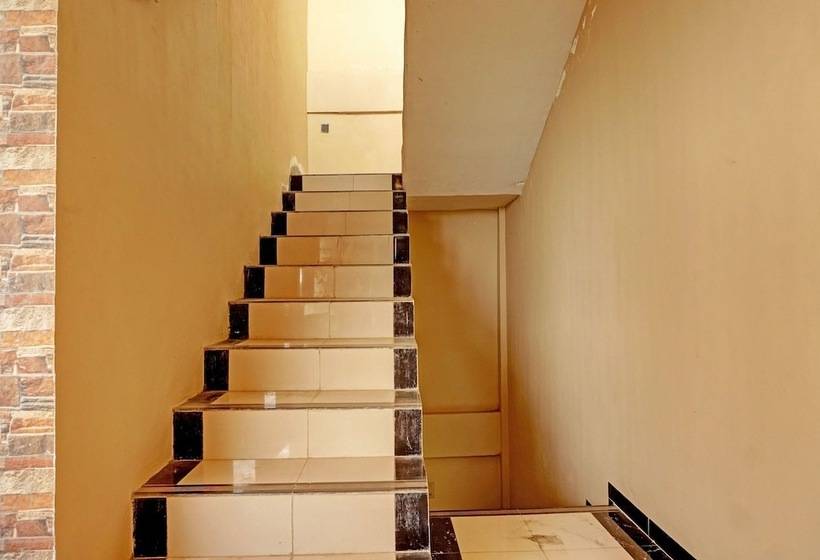 酒店 Capital O 92228 Cozy Bromo Homestay