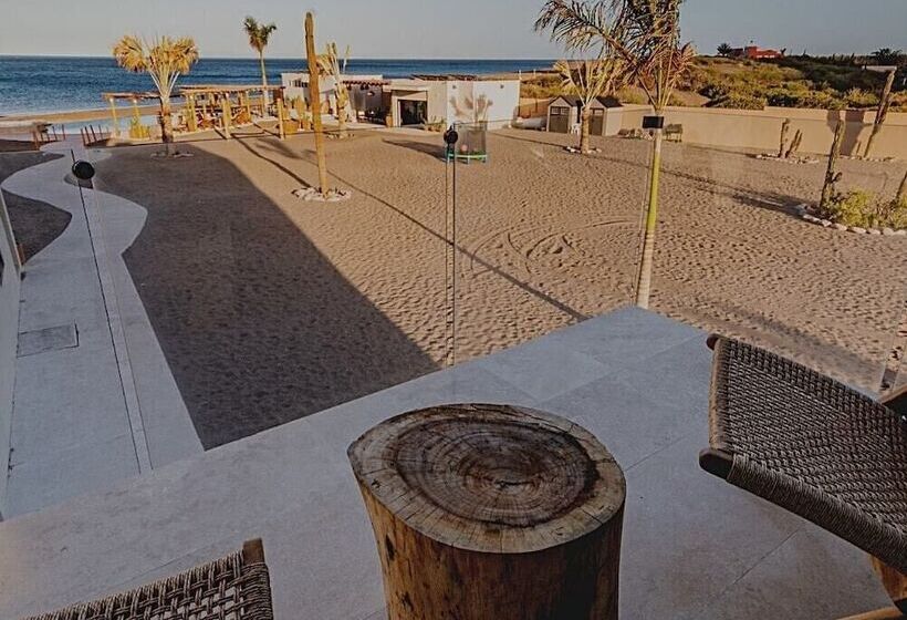 هتل Casa La Bastilla