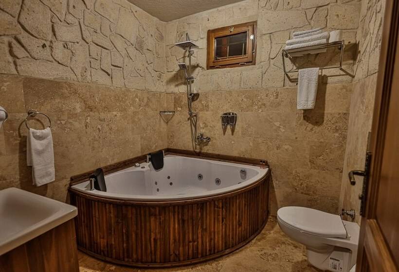هتل Caveadocia Stone&cave House