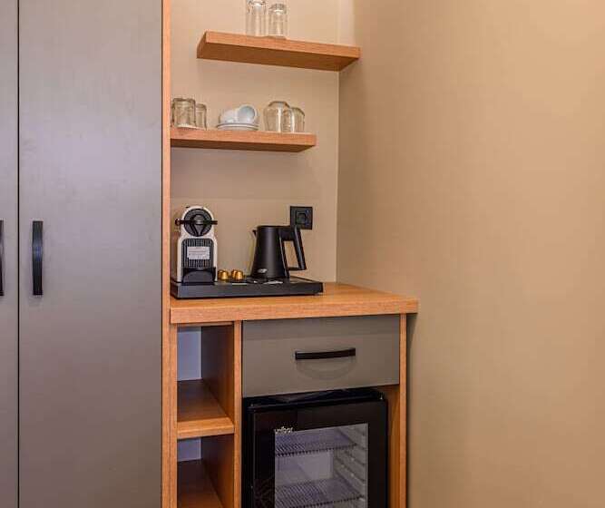 בית מלון כפרי Central Pascani