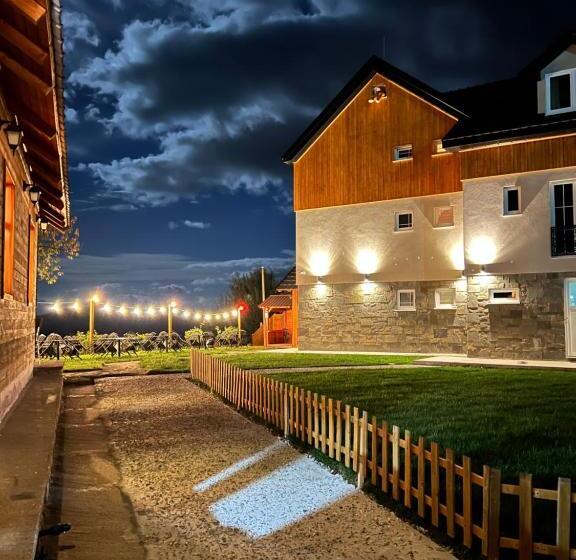 בית מלון כפרי Chestnut Hill