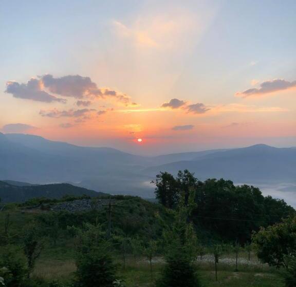 בית מלון כפרי Chestnut Hill