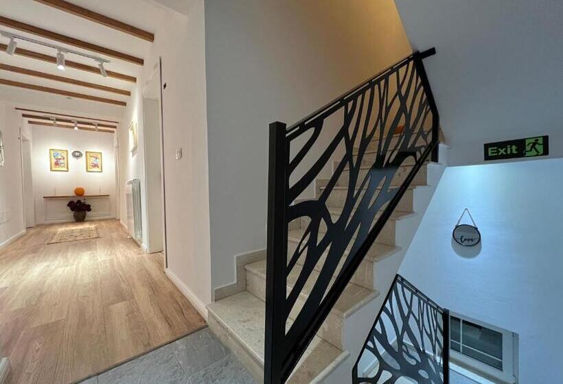 בית מלון כפרי Chestnut Hill