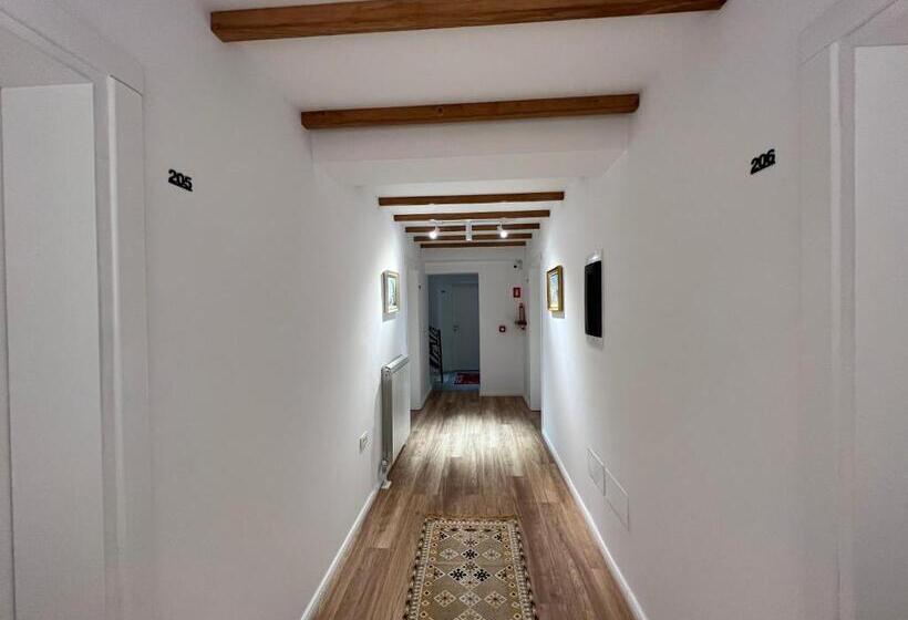 בית מלון כפרי Chestnut Hill