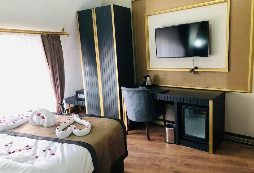 هتل Crystal Snow Butik