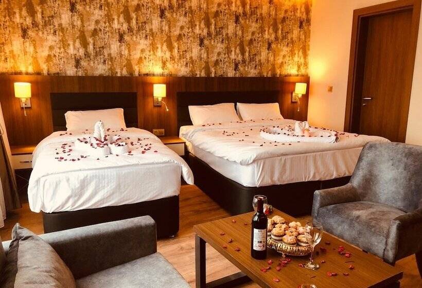 هتل Crystal Snow Butik