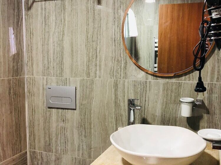 هتل Crystal Snow Butik