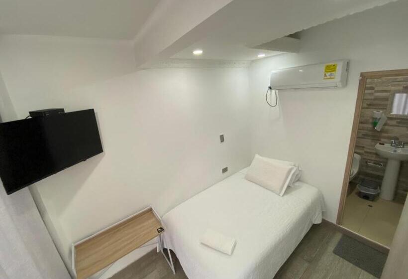 בית מלון כפרי Dubai Curumani