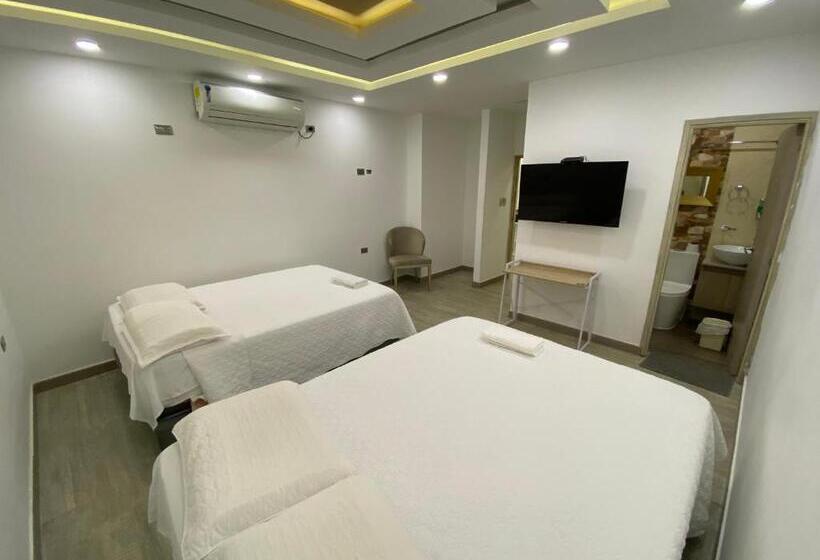 هتل Dubai Curumani