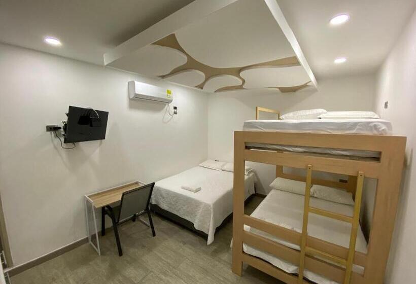 هتل Dubai Curumani