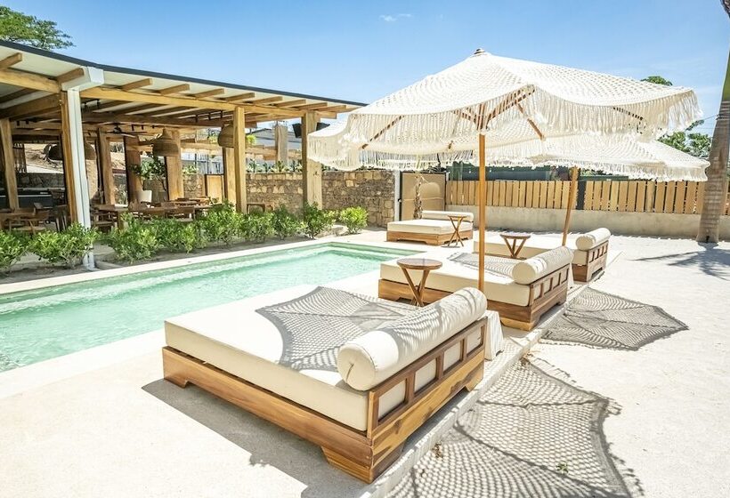 ホテル Elmoro Tamarindo